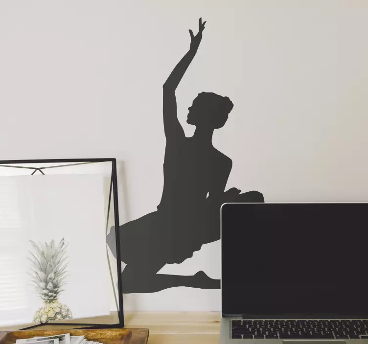 Ballet girl silhouette dance wall sticker - TenStickers