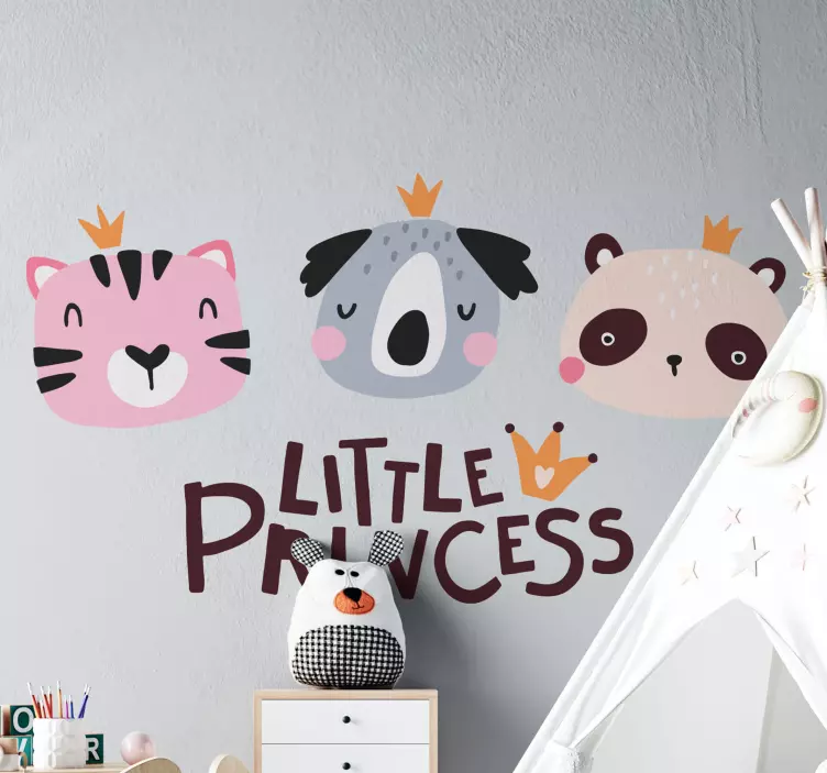 Cute panda queen wild animal decal - TenStickers