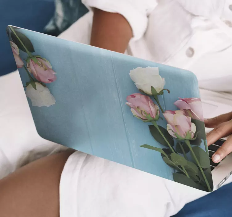 Flowers color on background laptop skin - TenStickers