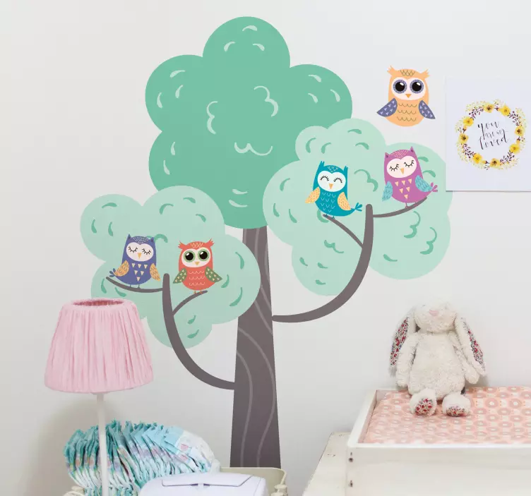 Kid's sticker colorful owl tree - TenStickers