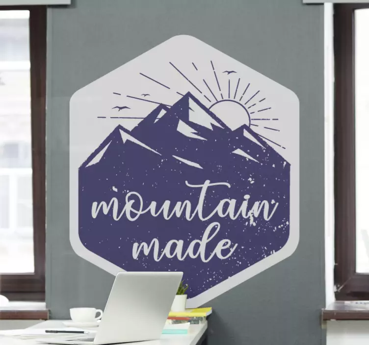 Nature wall sticker mountain inspired design - TenStickers
