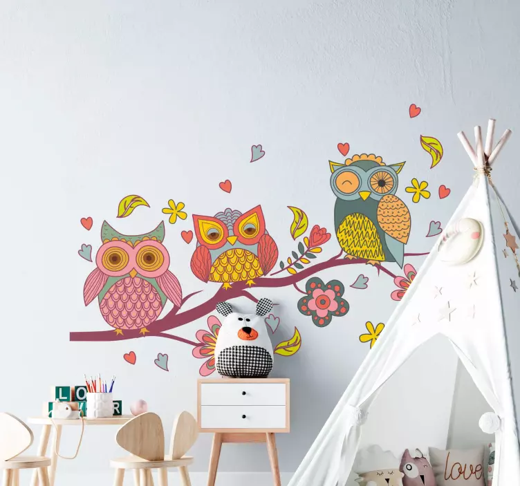 Tree with swirly branches and owls decal - TenStickers