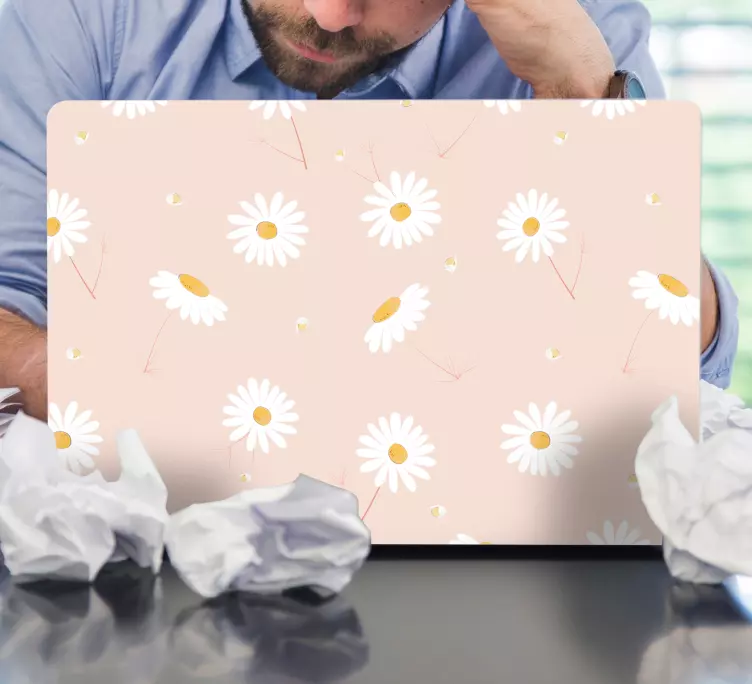 White daisy flowers laptop skin - TenStickers