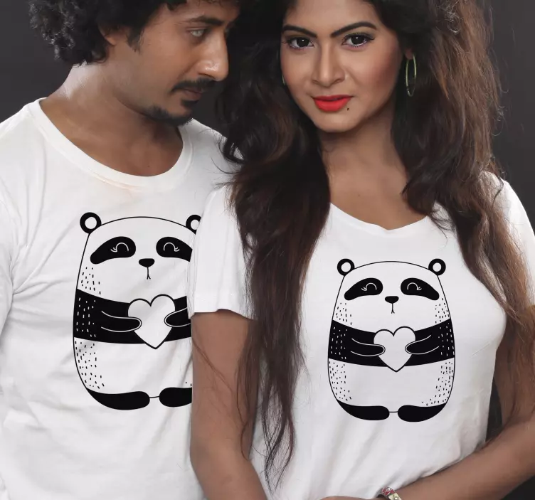 Cute panda bears with a heart Couple t shirts - TenStickers