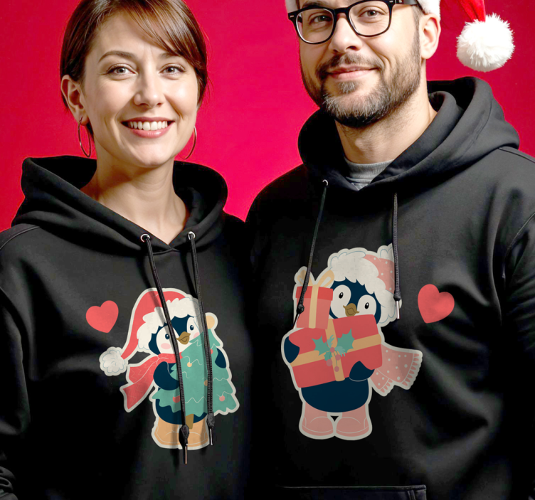 Pinguine couple in loved on christmas couple t-shirts - TenStickers