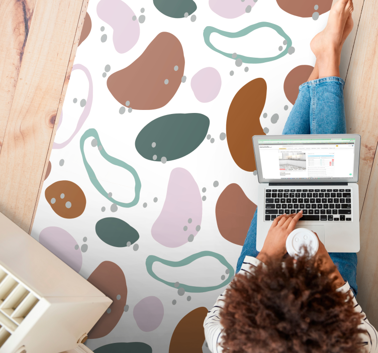 Irregular abstract shape pattern minimal rug - TenStickers